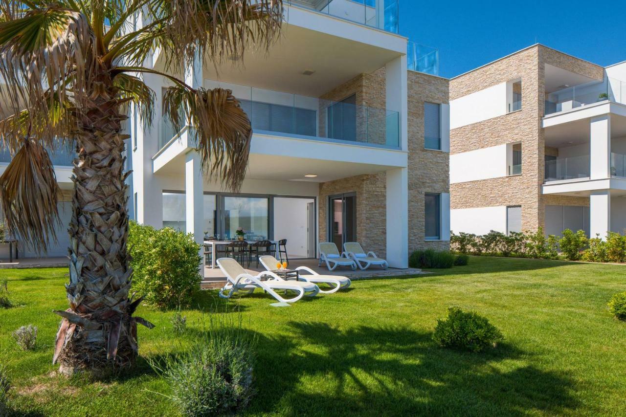 Luxury Design Beach Front Apartment Sukošan المظهر الخارجي الصورة