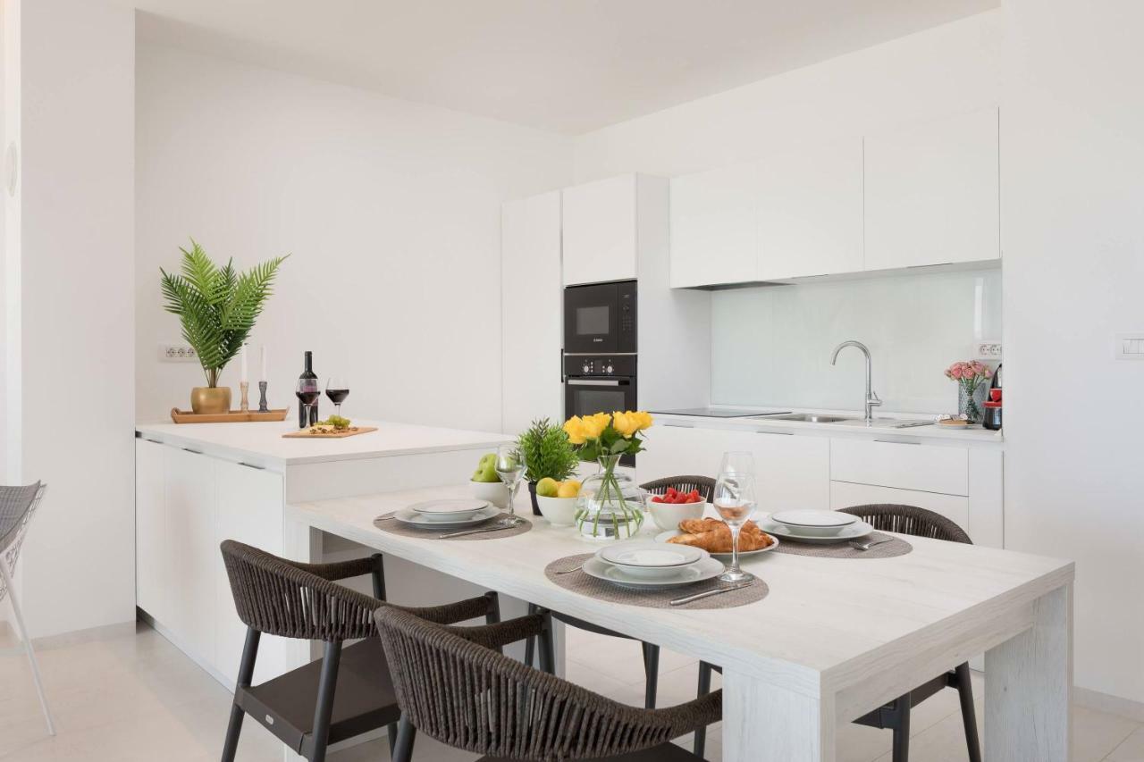 Luxury Design Beach Front Apartment Sukošan المظهر الخارجي الصورة