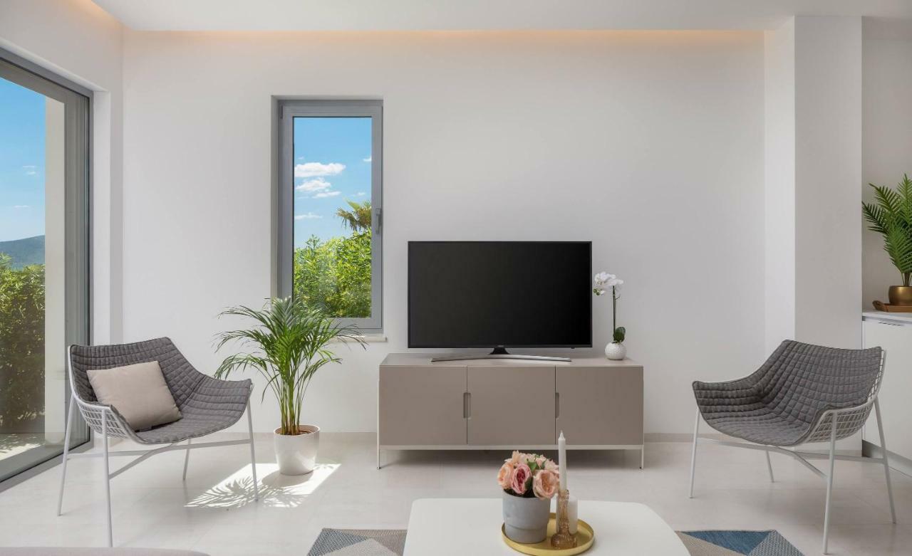 Luxury Design Beach Front Apartment Sukošan المظهر الخارجي الصورة